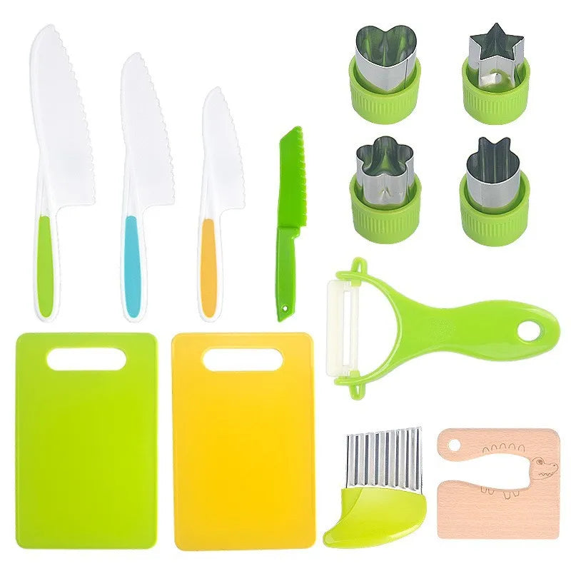 Sprout Peg Plastic Chef Play Set