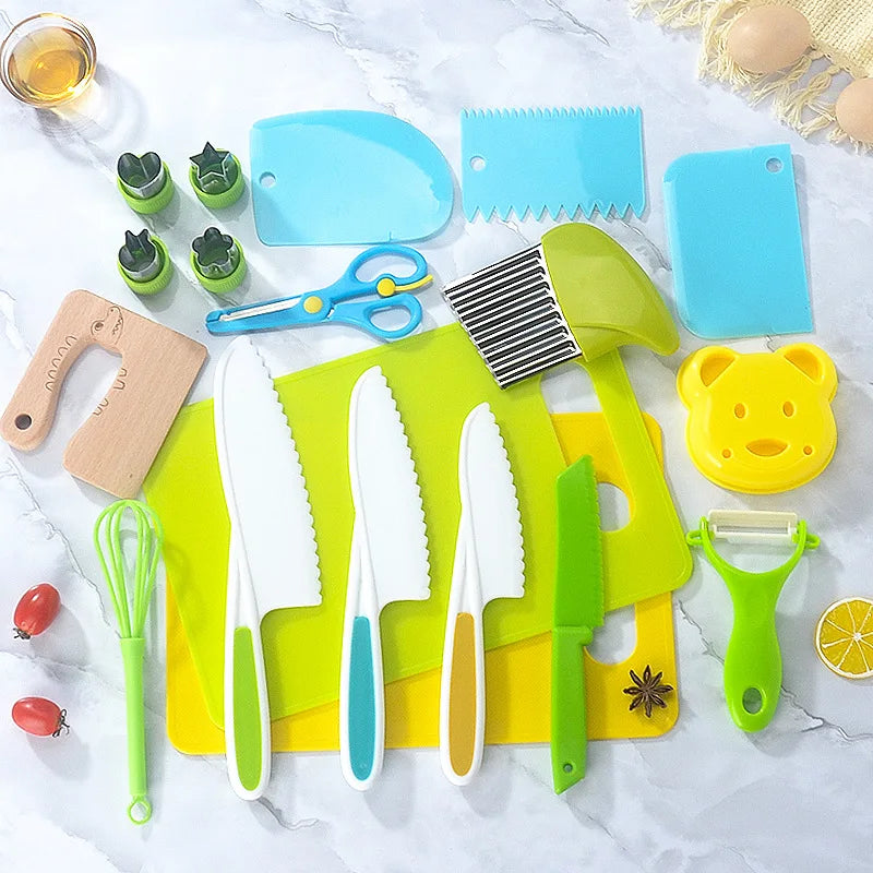 Sprout Peg Plastic Chef Play Set