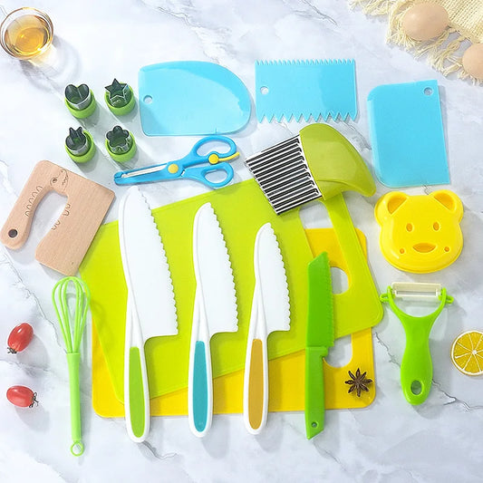 Sprout Peg Plastic Chef Play Set