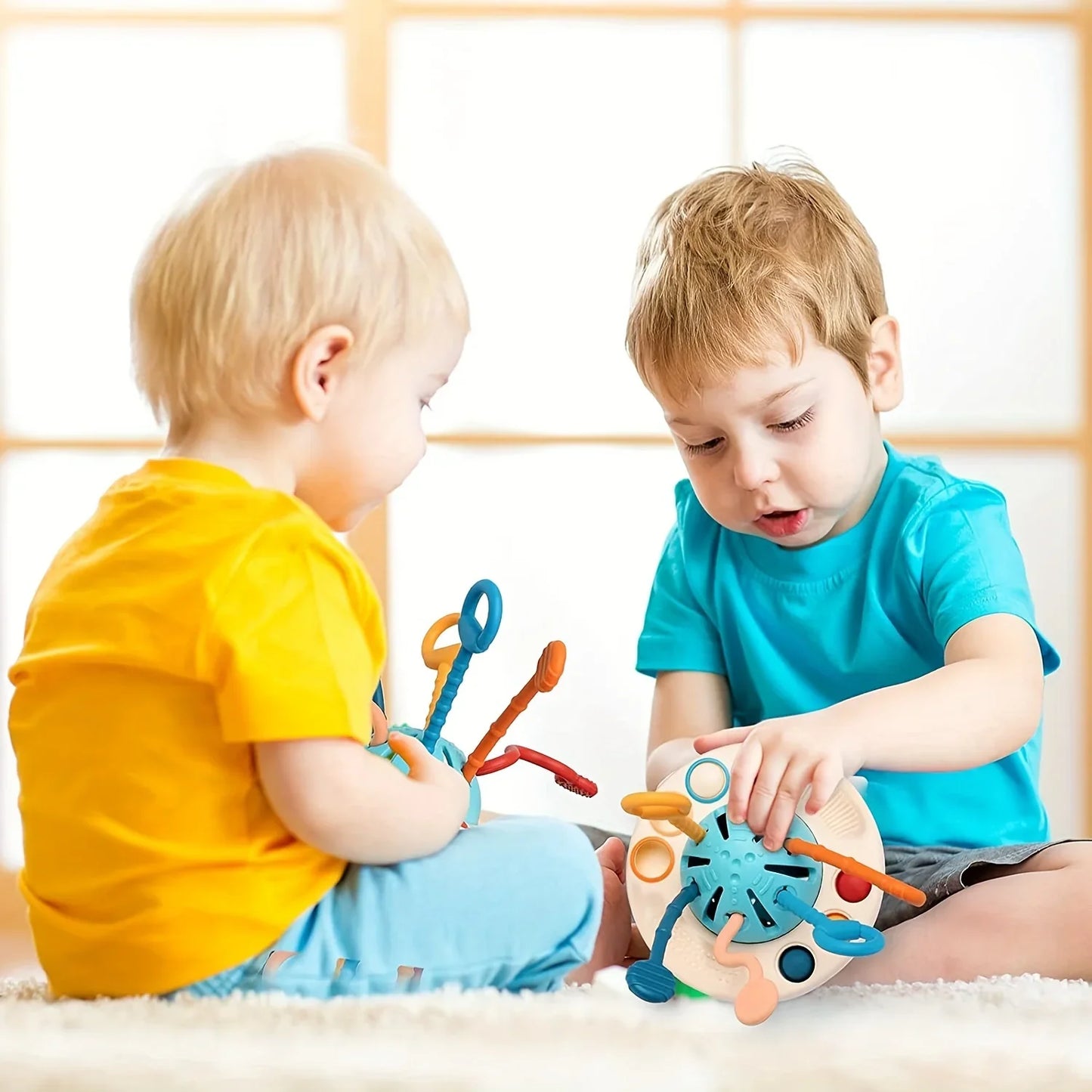 Sprout & Peg Grade Silicone Pull String Toy